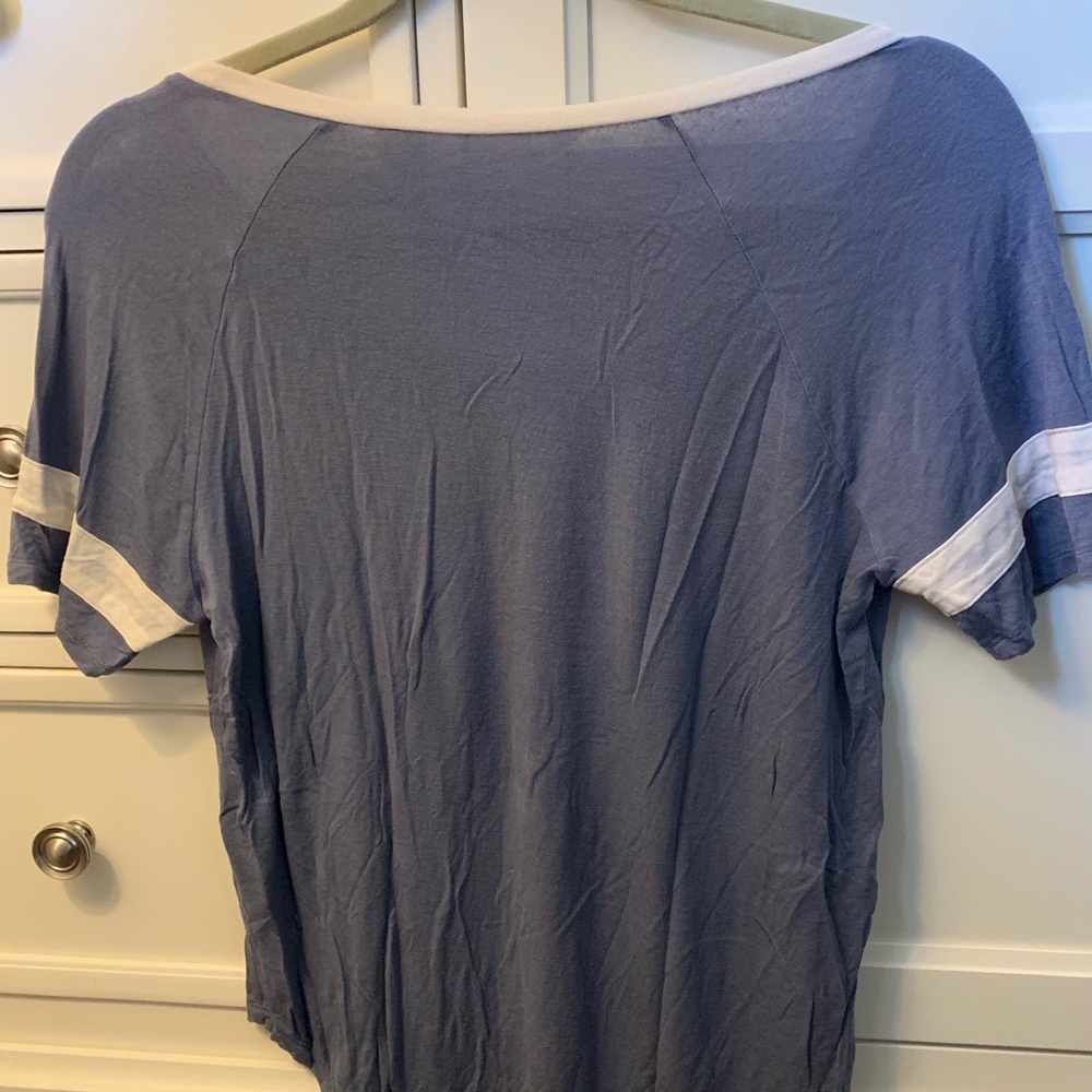 Me to We” Top / Size X-Small/ (lose fit)
